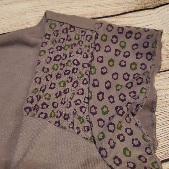 Adorable Decree Short Sleeve Dress - Picture 4 of 7